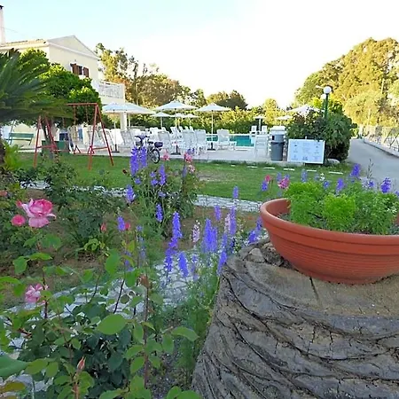 Lejlighedshotel Yianetta &