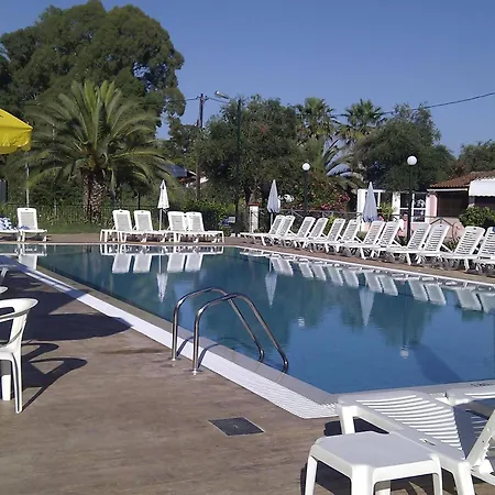 Yianetta & Aparthotel 3*