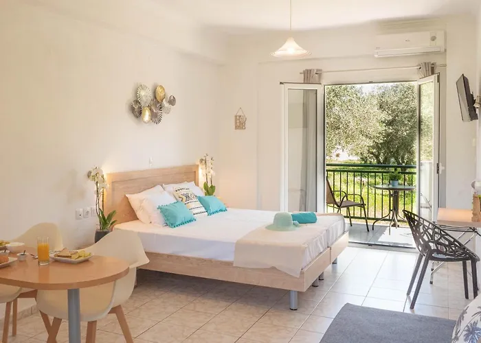 Yianetta & Aparthotel 3*