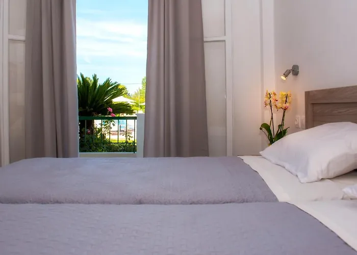 Yianetta & Aparthotel Kavos