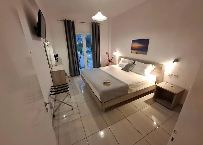 Yianetta & Aparthotel Kavos