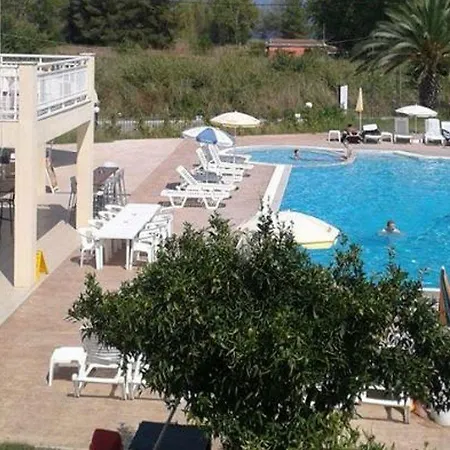 Aparthotel Yianetta & 3*